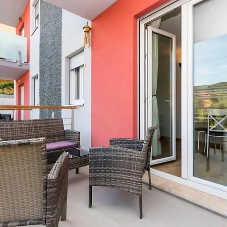 Bellavista Grebastica Lägenhet *